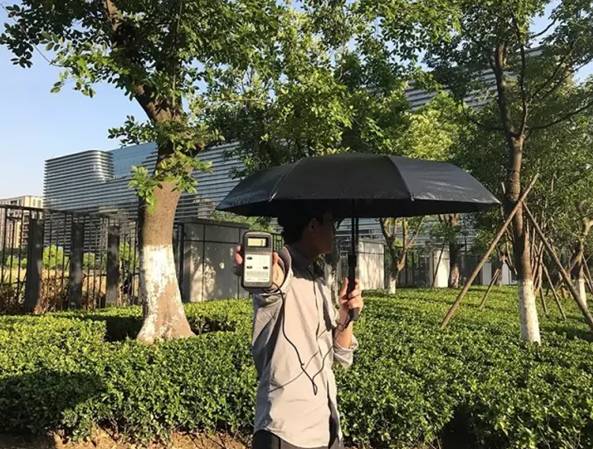 返场预告|防晒和颜值通通在线的蕉下小黑伞，小巧轻便的可随带随走，有了它夏天不怕晒黑，晴雨两用妥妥的