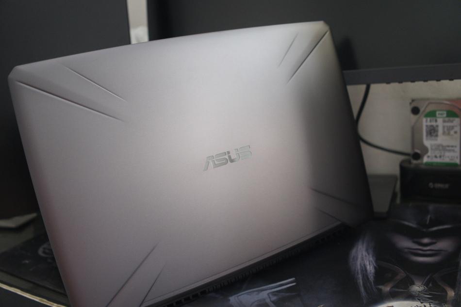 万元笔记本电脑评测,万元笔记本高质感