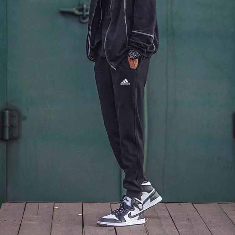 aj4涂鸦白蓝,aj4涂鸦联名灰麂皮