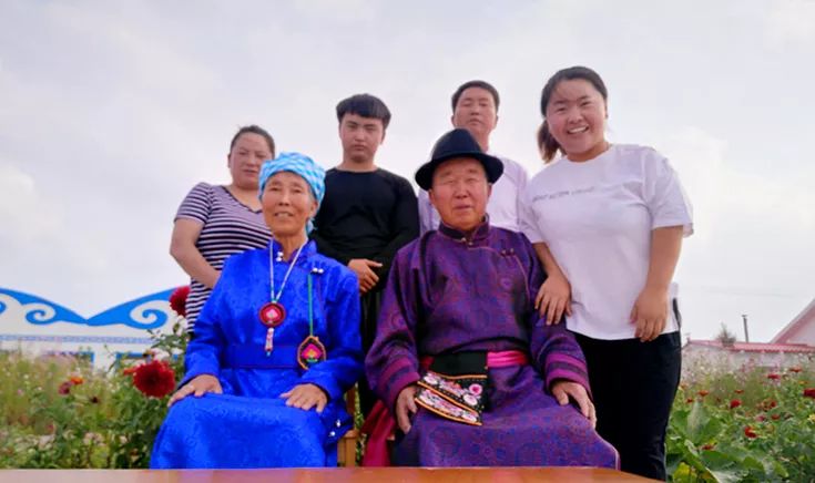 官宣！26张图，有咱乌审人暖暖敬老情，亮点在最后~