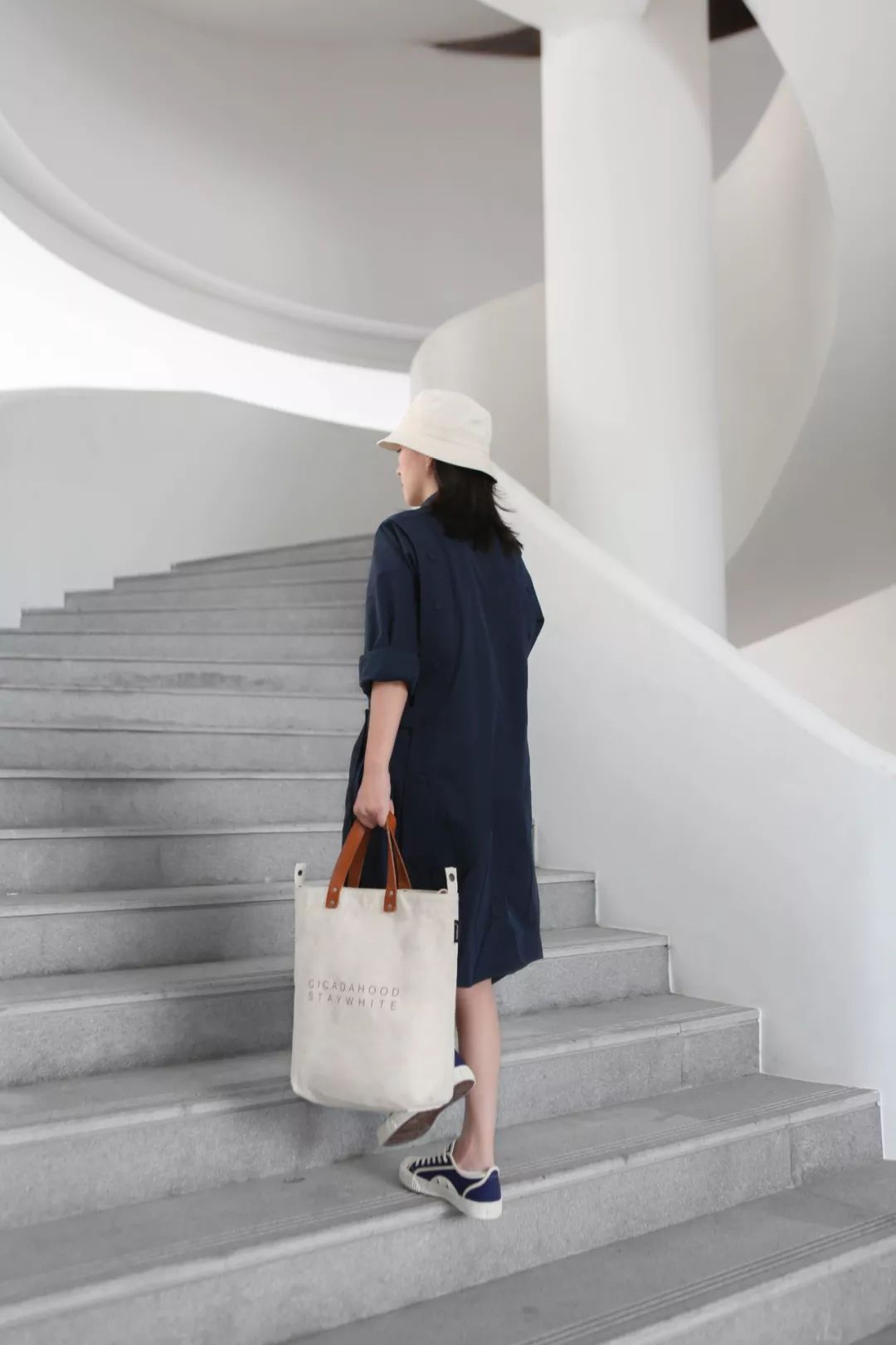 阿美咔叽喜欢什么女生,女性喜欢阿美咔叽男装吗