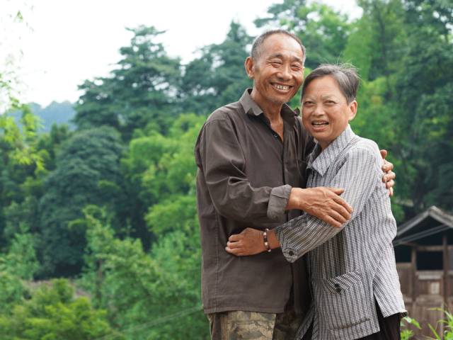 好甜的红心猕猴桃,野生猕猴桃好甜