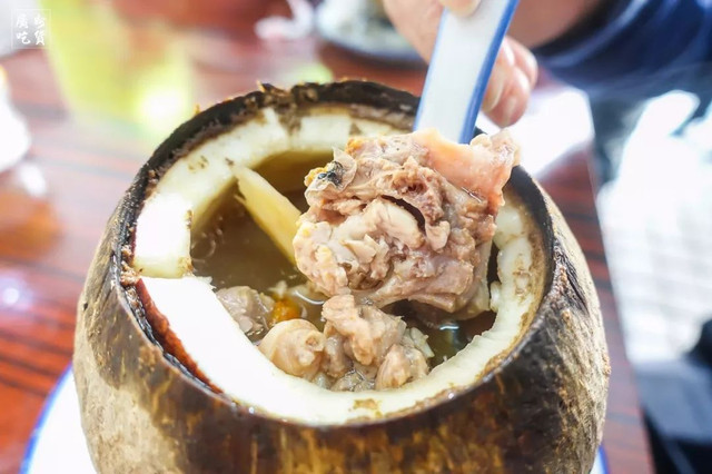 张敬轩美食一条街在哪,张敬轩之前住的地方