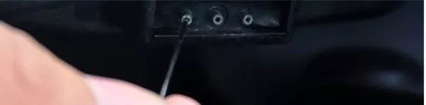 玻璃水怎么调节喷射角度,玻璃水喷的特别小怎么回事