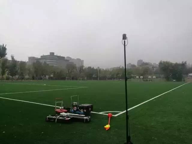 大连东北路小学南关岭足球比赛,大连东北路小学足球训练