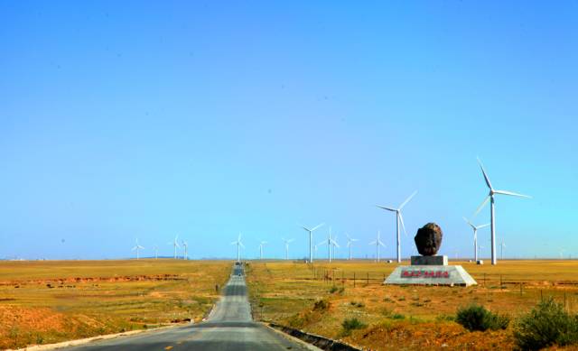 「靓·白云」秋天的白云鄂博，仿佛让你置身岁月的留声机中……