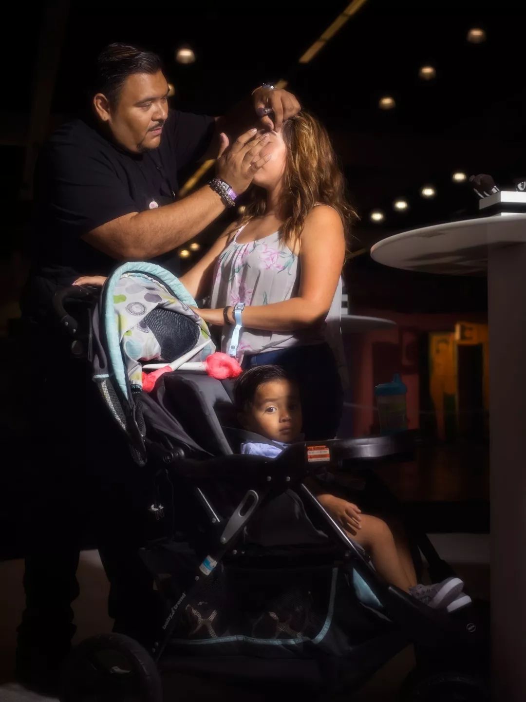 “你不需要口红,是口红需要你”:千禧一代眼里的化妆