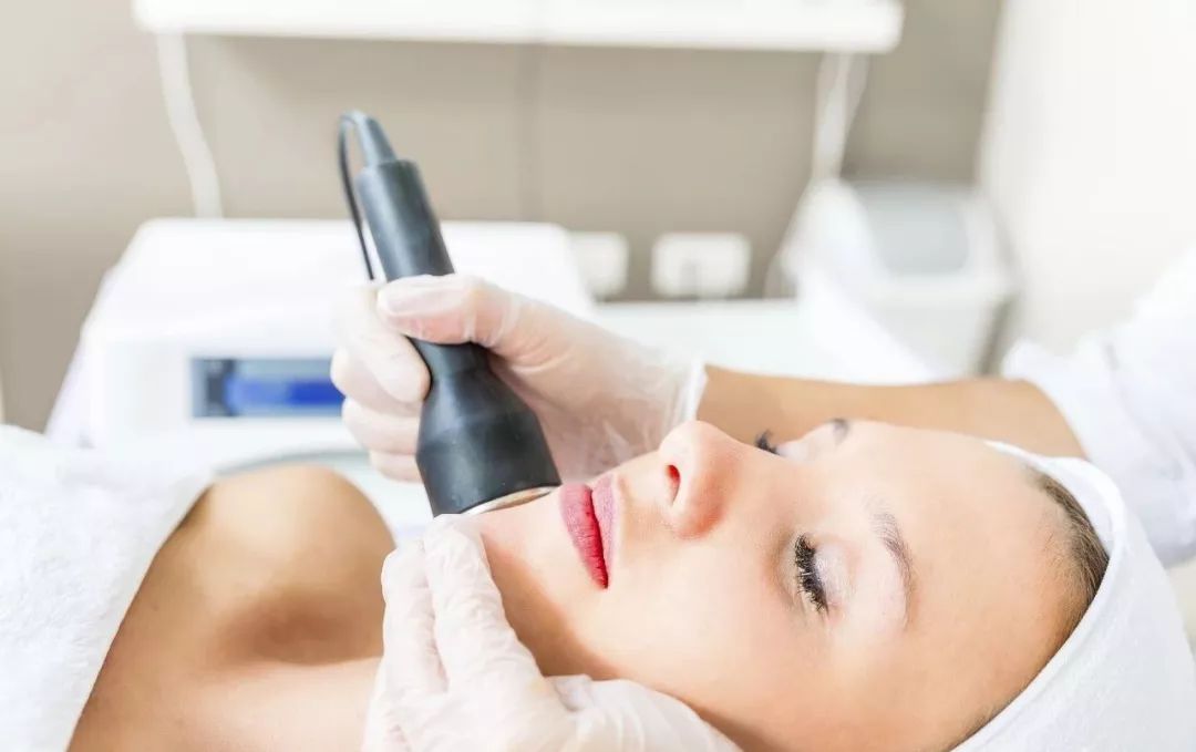 柠檬水为什么说可以美白,淘米水美白最佳方法