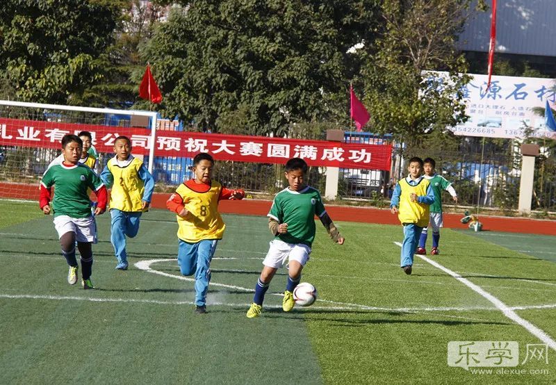 胶州市实验中学足球比赛,胶州市小学生足球比赛