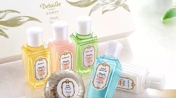 拼团丨日本贵妇牌身体乳，抹完身体香香的、滑滑的