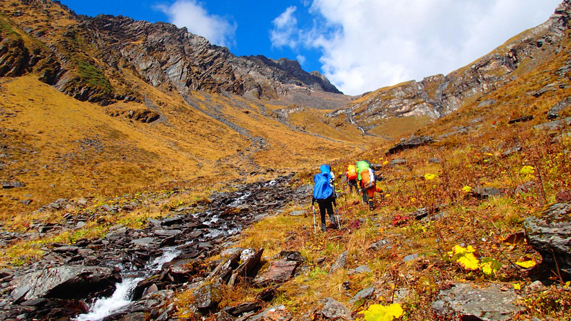 留下的是辉煌带走的是荒凉,带走的是经历留下的是回忆