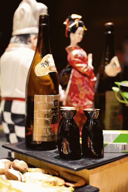 福利‖带上你的plus胃，郑州这家海鲜自助餐厅鲍鱼螃蟹吃到醉！