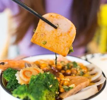 漂亮小姐姐开的网红店,高颜值小姐姐做美食