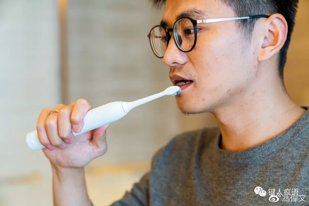 买电动牙刷值不值得,买电动牙刷有意义么
