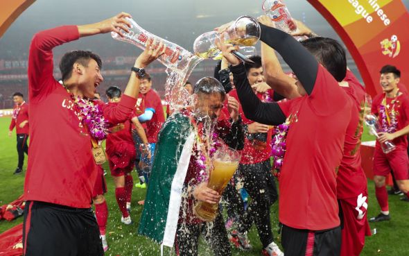 中国上海上港庆功晚会,上港夺冠庆功宴武磊人气爆棚