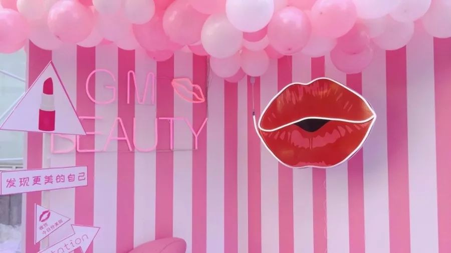 1000份精美礼品进店免费送,千份进店礼免费送