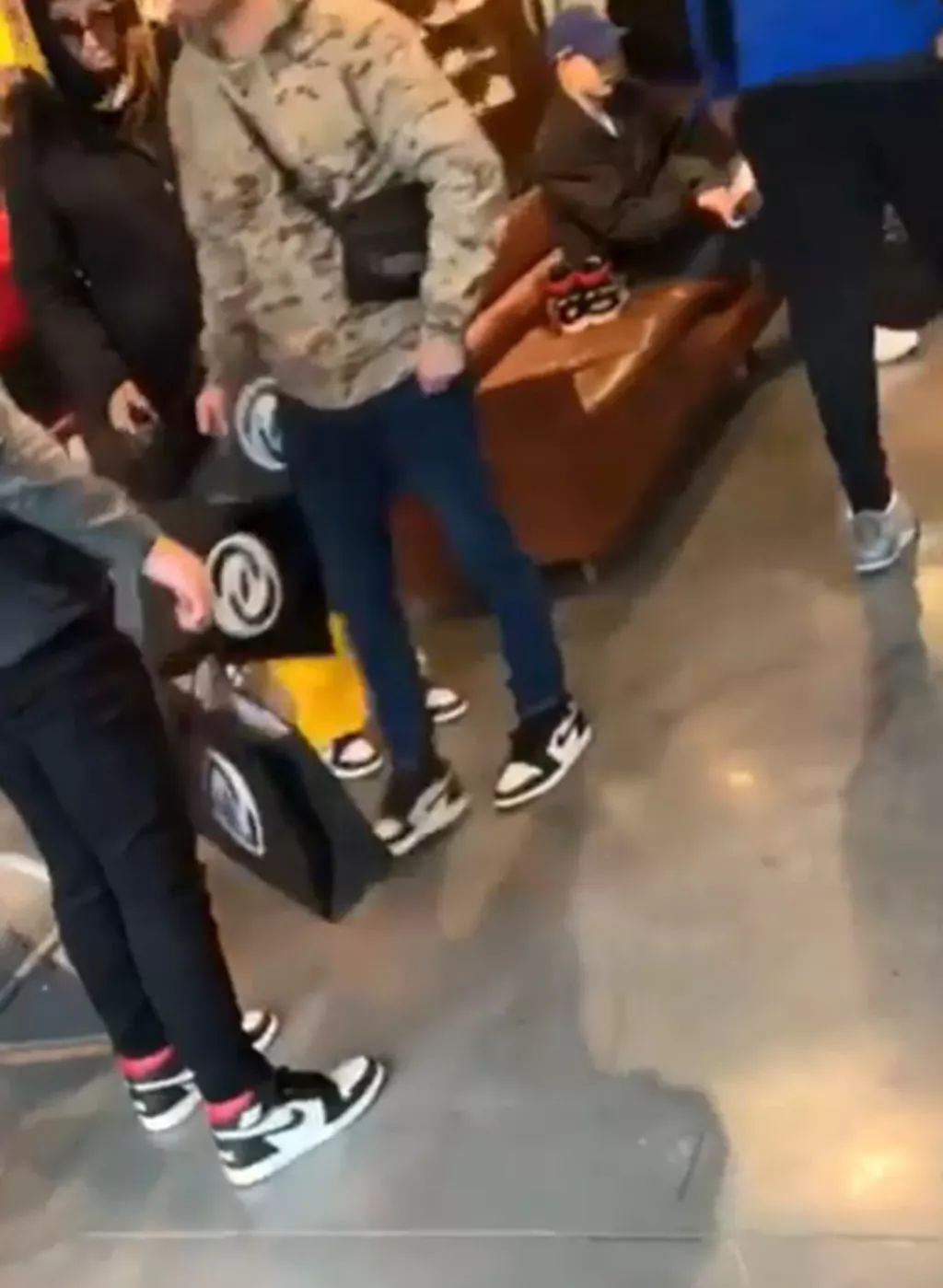 aj1禁止转卖鞋舌细节,禁止转卖aj原价