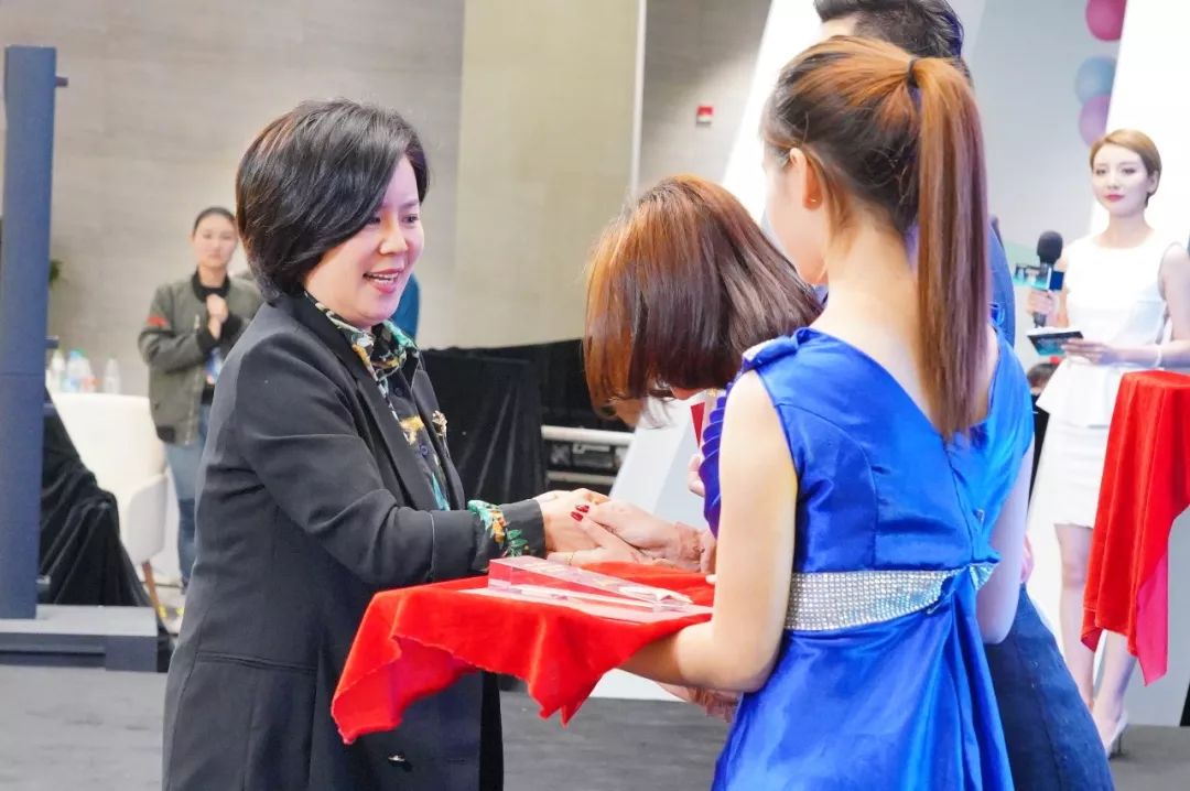 终于等到你直播效果,终于等到你央视