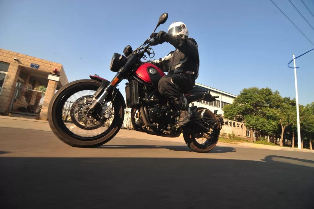 贝纳利幼狮leoncino500底价,幼狮500leoncinotrail