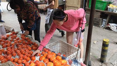 菜市场男孩,菜市场男童