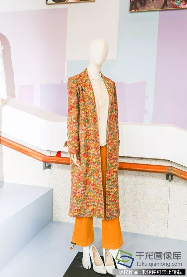 从军装演变的衣服,从军大衣变成将军