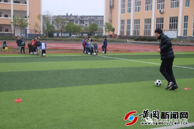 暑期下乡足球,足球下基层