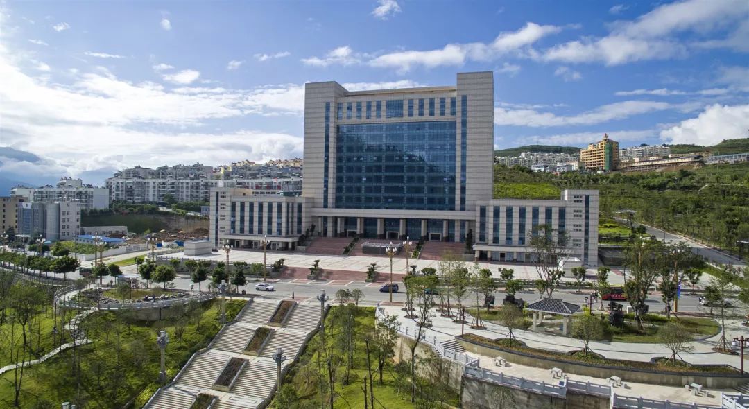 打造旅游发展升级版今后汉源更好玩！