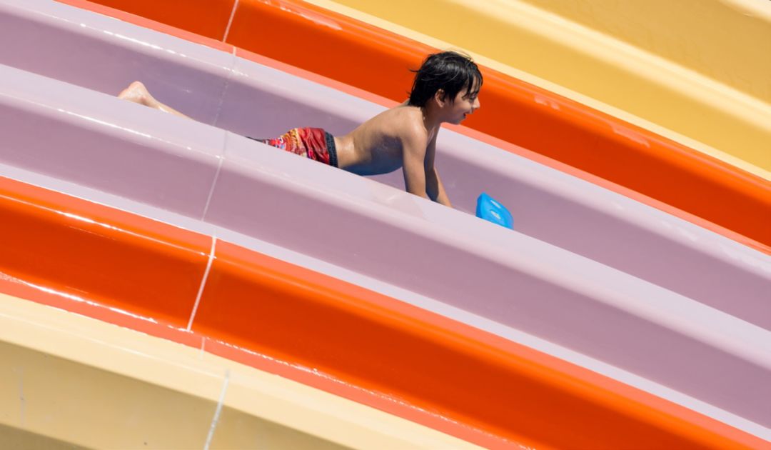 天山海世界温泉团购,天山海世界室内四季恒温戏水乐园