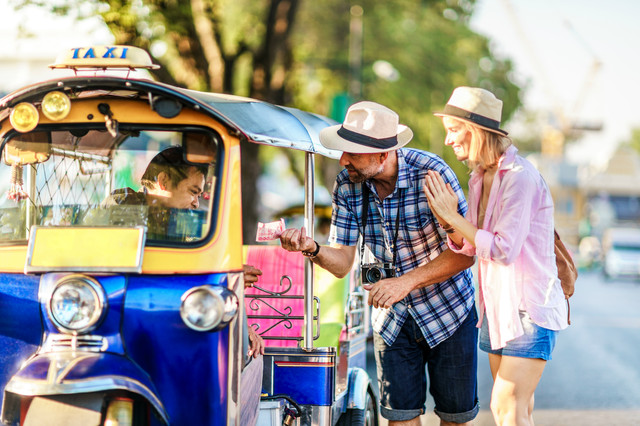 曼谷街头1打6,曼谷街头24小时攻略