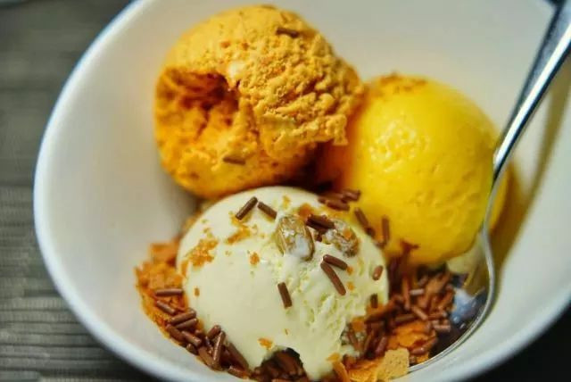 ¥238/位——“爱尔兰生蚝+15种海鲜”畅吃,还送波龙!乐队表演周末哈根达斯!这家希尔顿旗下酒店颠覆吃货想象!