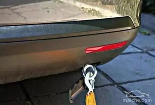 打不着火电瓶没电怎么办教你几招,酷路泽电瓶没电打不着车怎么回事