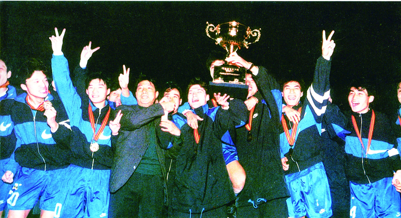 「25周年关键词·四小龙」还记得当年的四小龙吗?申花的“青春风暴”从未停下