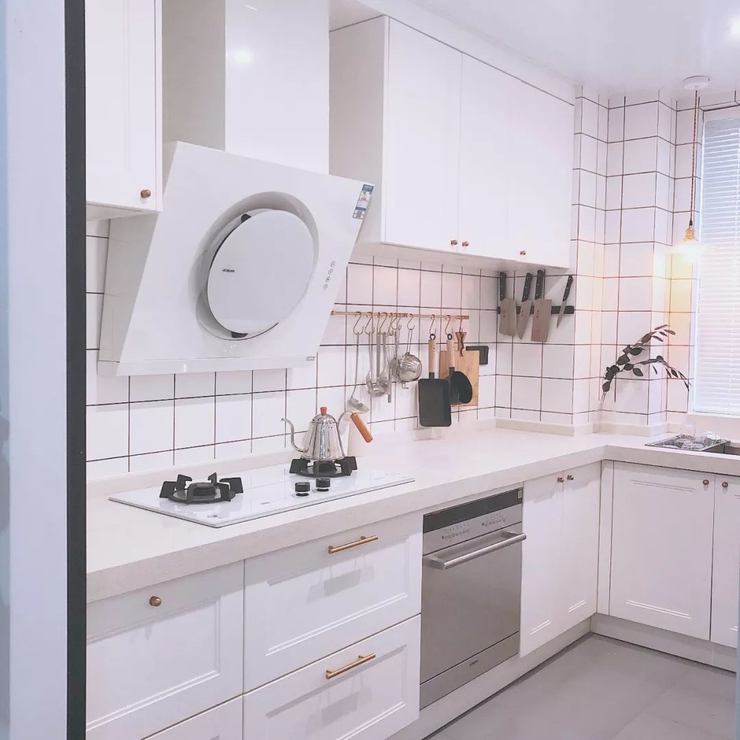 家里乱全怪娃？娃说：你看看别人家的爸妈！生10个孩子也不怕