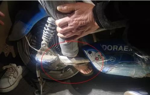 12月2日，全国交通安全日快和孩子一起学习救命安全知识