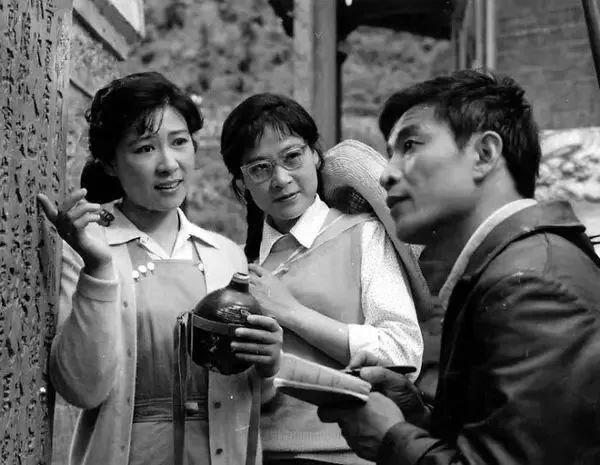 剧本的交叉叙事方法,电影剧本多线叙事结构