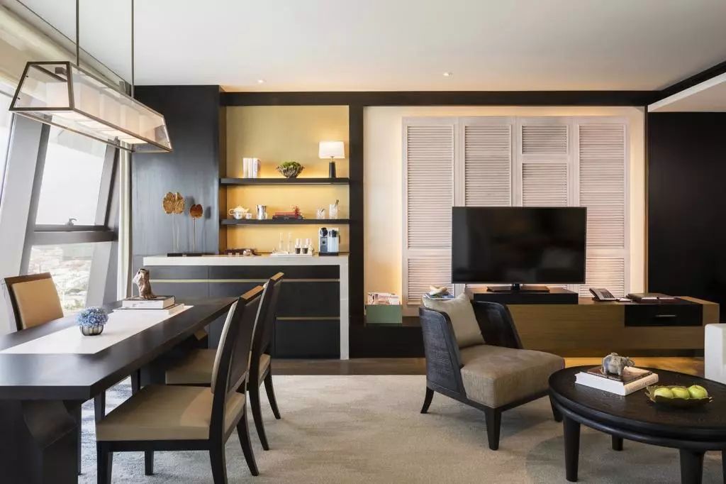 3天100多万，瑰丽推出的旅行计划凭什么这么贵？