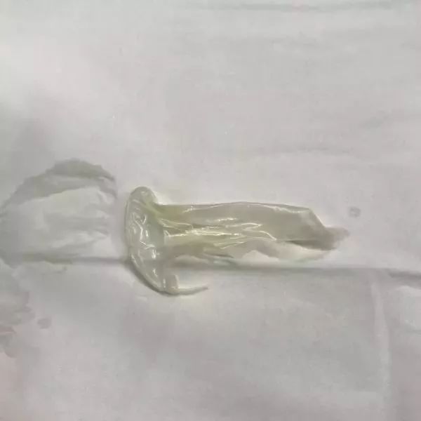 喜茶喝到了恶心的东西,喜茶喝出异物后续