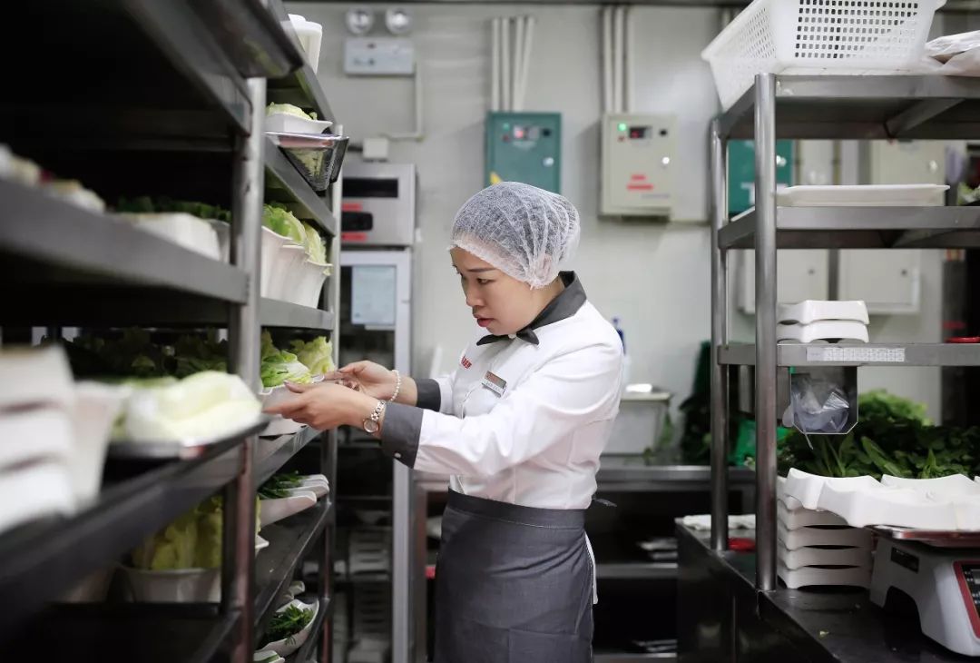 海底捞的女人们,海底捞系列女生