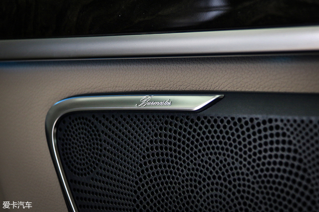 成都车展奔驰v260l尊贵加长版,爱卡汽车评分