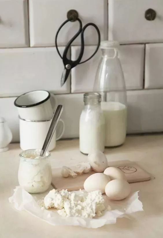 快速清洗油烟机上的污垢,油烟机清洁剂强力去污小妙招