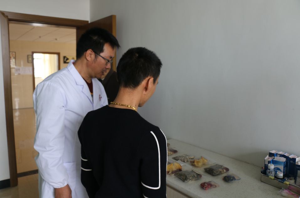 小小一片膏药为啥有那么大作用,小小的药膏竟有如此大的作用