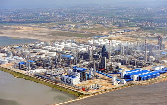 春风“化”雨四十年｜成就炼化一体化梦想，中化泉州石化破茧成蝶！