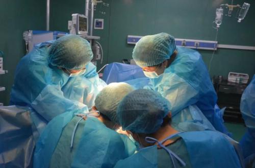 83岁老人打拳30年，发现“子宫脱垂”犯了难……