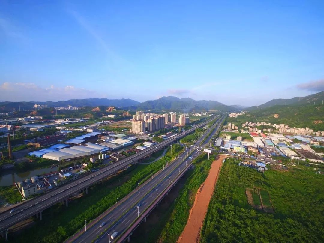 导游应该知道的一些故事,导游是怎么知道每个景点路线的