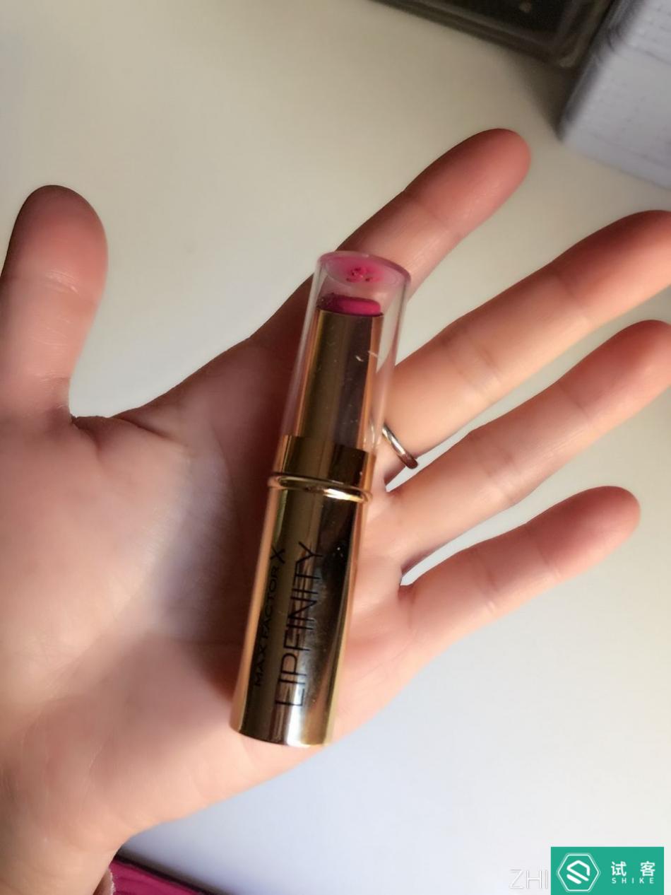 蜜丝佛陀恒彩口红,蜜丝佛陀黑管唇膏