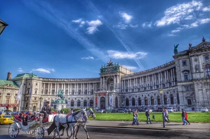 「旅游」12月26日发!459欧/人起!东欧(捷斯匈奥德法)六国九日一次玩转多个欧洲圣诞集市