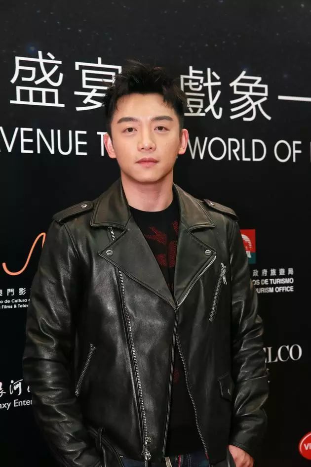 影视日报|《延禧攻略》版权卖90国梅艳芳逝世15周年梅妈*放播**爱女美国演出纪念;欧阳娜娜推销祛痘药膏医师指正:那是涂私密处的