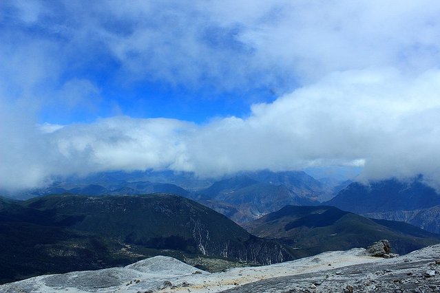 初春到哪里旅游好玩,9-10月国内赏秋小众线路