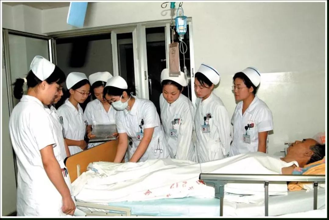 改革开放后医院,中国改革开放前的医院