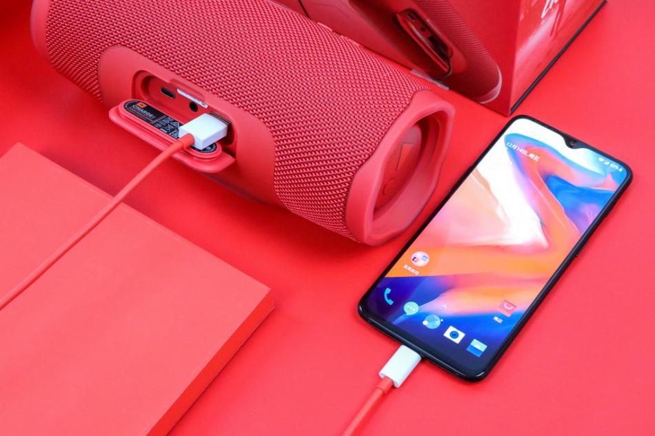 水中也能*放播**的好声音—JBLGE4体验